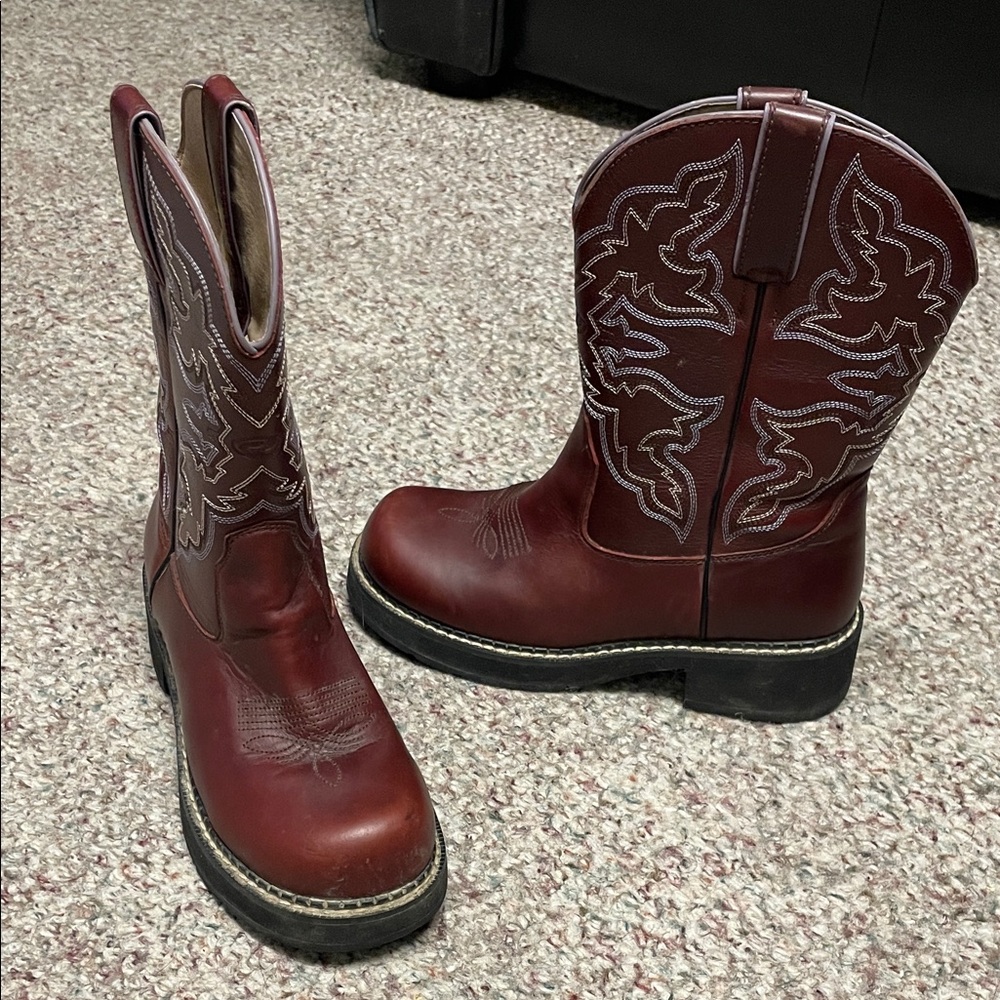 Roper brown leather Western Cowboy Boots with embroidered accents